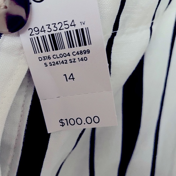 Jumpsuit brand new - Picture 2 of 2